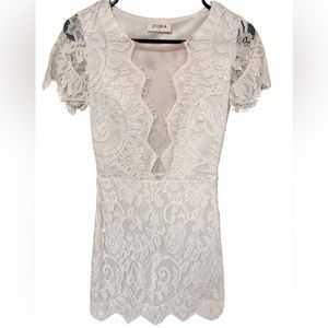 Women’s rehearsal dinner/wedding dress